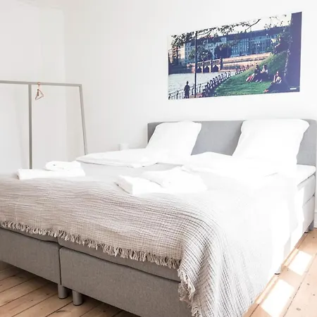 Lovely 2-br With A Large Balcony In Norrebro - 69